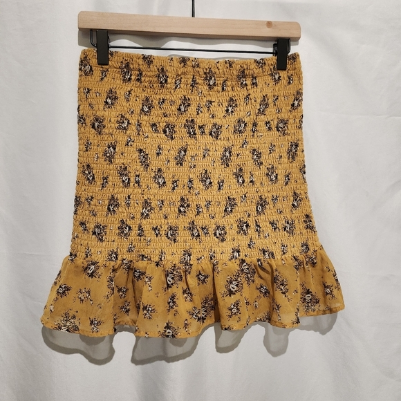 Almost‎ Famous Strapless Top Size L Mustard Black Smocked Whimsigoth Fairy Y2K - Picture 2 of 5